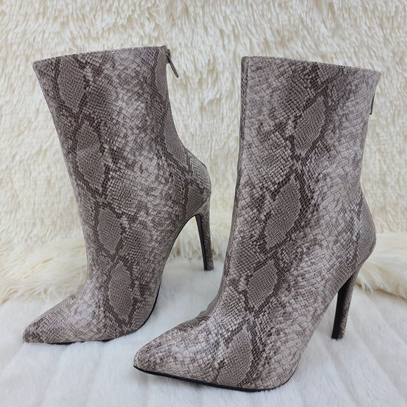 So Me Shoes - Textured Gray Snake Design Ankle Booties 4" heel